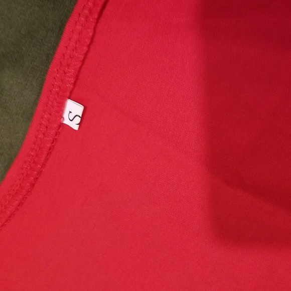 Afibi red women's square neck zip tshirt small size. New but tag is removed. - Picture 3 of 5